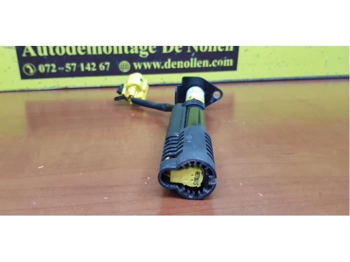 Jaguar XE Voetganger airbags voorraad Onderdelenlijn.nl