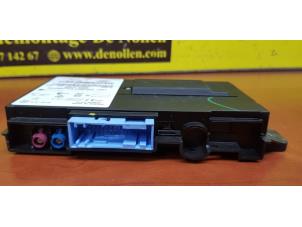 Gebruikte Module (diversen) Jaguar XE 2.0d 180 16V AWD Prijs € 119,79 Inclusief btw aangeboden door de Nollen autorecycling