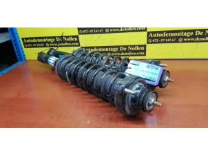 Gebruikte Schokbreker set Volvo S40 (VS) 1.8 16V Prijs € 75,00 Margeregeling aangeboden door de Nollen autorecycling