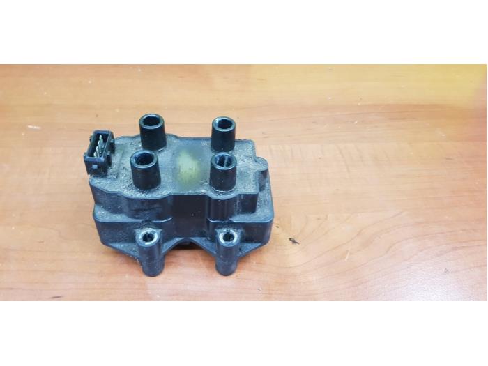 Gebruikte Bobine Peugeot Partner 1.4 Prijs € 30,00 Margeregeling aangeboden door autodemontage denollen