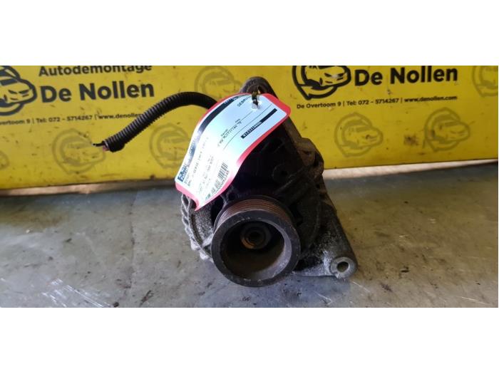 Gebruikte Dynamo BMW 3 serie (E36/2) 316i Prijs € 30,00 Margeregeling aangeboden door autodemontage denollen