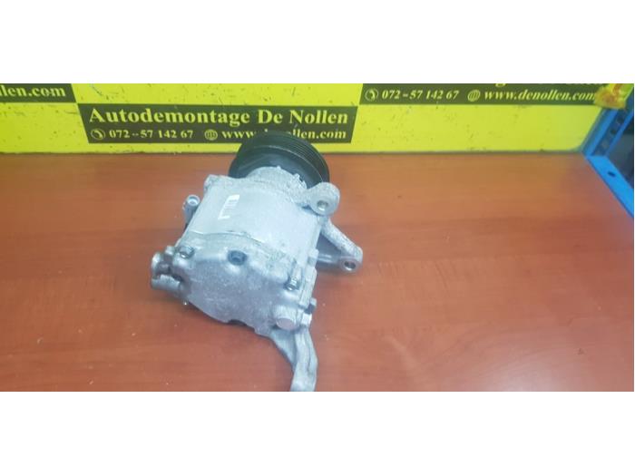 Aircopomp van een Toyota GT 86 (ZN) 2.0 16V 2015