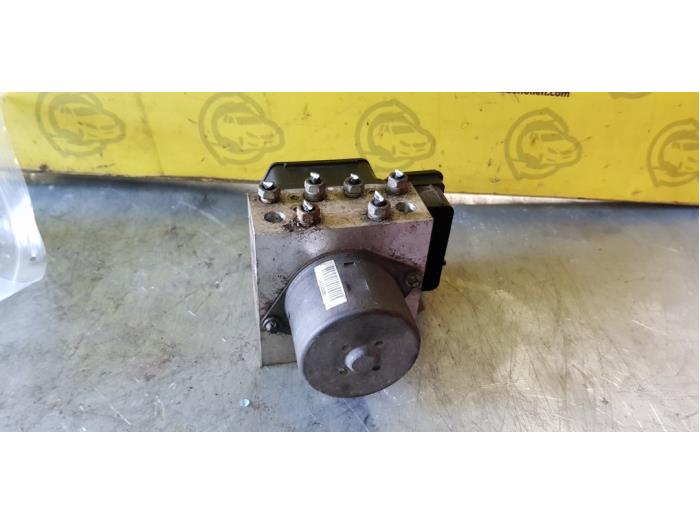 Gebruikte ABS Pomp Mini Mini Open (R57) 1.6 16V Cooper S Prijs € 114,95 Inclusief btw aangeboden door autodemontage denollen