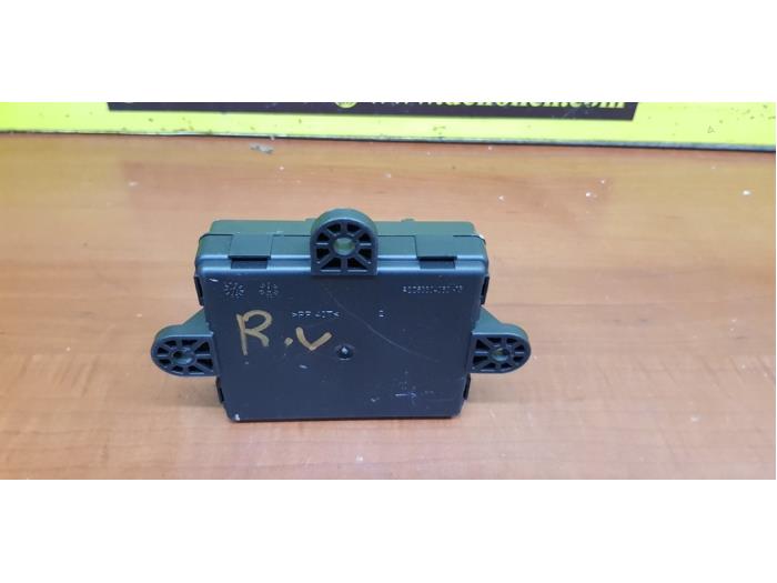 Gebruikte Central electronic module Ford Focus 3 2.0 ST EcoBoost 16V Prijs € 15,00 Margeregeling aangeboden door autodemontage denollen