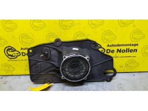 Gebruikte Luidspreker Peugeot 207 CC (WB) 1.6 16V Prijs op aanvraag aangeboden door de Nollen autorecycling