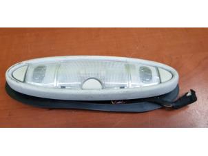 Gebruikte Binnenverlichting achter Mini Mini Cooper S (R53) 1.6 16V Prijs € 25,00 Margeregeling aangeboden door de Nollen autorecycling