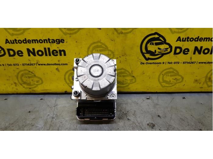 Gebruikte ABS Pomp Volkswagen Golf VII (AUA) 1.5 TSI Evo BlueMotion 16V Prijs € 315,81 Inclusief btw aangeboden door autodemontage denollen
