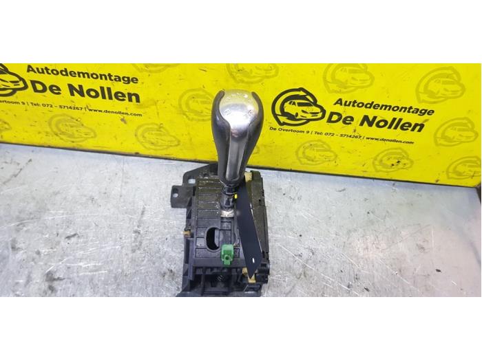 Gebruikte Selectiehendel automaat Landrover Range Rover Sport (LS) 2.7 TDV6 24V Prijs € 181,50 Inclusief btw aangeboden door autodemontage denollen