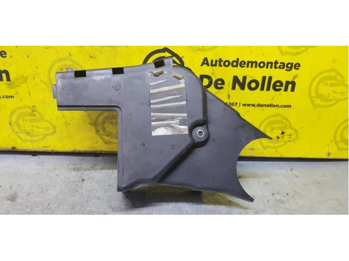 Gebruikte Distributiedeksel Fiat 500/595/695 1.4 T-Jet 16V Esse Esse Prijs € 30,25 Inclusief btw aangeboden door autodemontage denollen