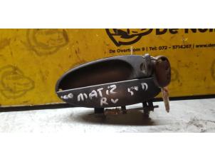 Gebruikte Deurgreep 4Deurs rechts-voor Chevrolet Matiz 0.8 Prijs € 20,00 Margeregeling aangeboden door de Nollen autorecycling