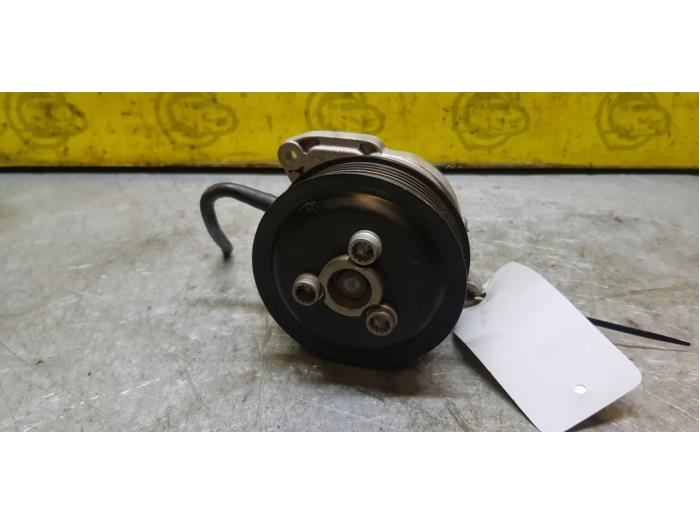 Gebruikte Waterpomp Volkswagen Polo V (6R) 1.2 TSI Prijs € 40,00 Margeregeling aangeboden door autodemontage denollen