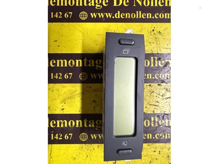 Gebruikte Display Interieur Citroen C5 I Break (DE) 2.0 16V Prijs € 35,00 Margeregeling aangeboden door autodemontage denollen