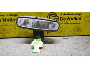 Gebruikte Spiegel binnen Toyota Corolla Verso (R10/11) 1.4 D-4D 16V Prijs € 48,40 Inclusief btw aangeboden door de Nollen autorecycling