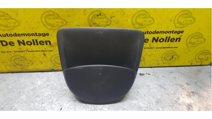 Gebruikte Display Interieur Renault Clio II Societe (SB) 1.2 Prijs € 25,00 Margeregeling aangeboden door autodemontage denollen