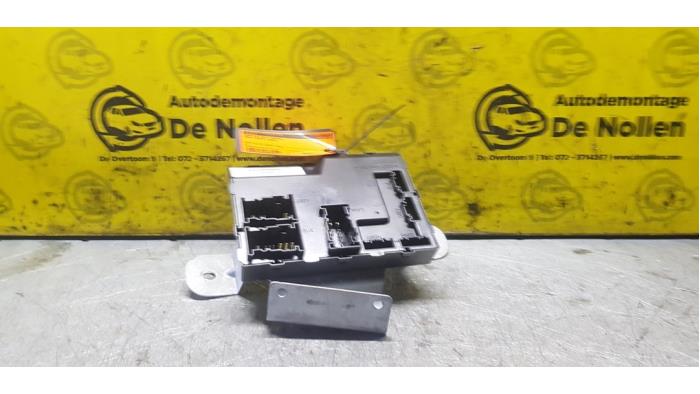 Gebruikte Bodycontrol Module Ford Fiesta 6 (JA8) 1.6 TDCi 95 Van Prijs € 50,00 Margeregeling aangeboden door autodemontage denollen