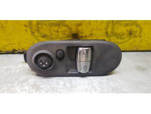 Gebruikte Schakelaar Elektrisch Raam Mini Mini (F56) 2.0 16V Cooper S Prijs op aanvraag aangeboden door de Nollen autorecycling