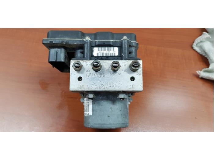 Gebruikte ABS Pomp Alfa Romeo MiTo (955) 1.4 TB 16V Prijs € 58,08 Inclusief btw aangeboden door autodemontage denollen