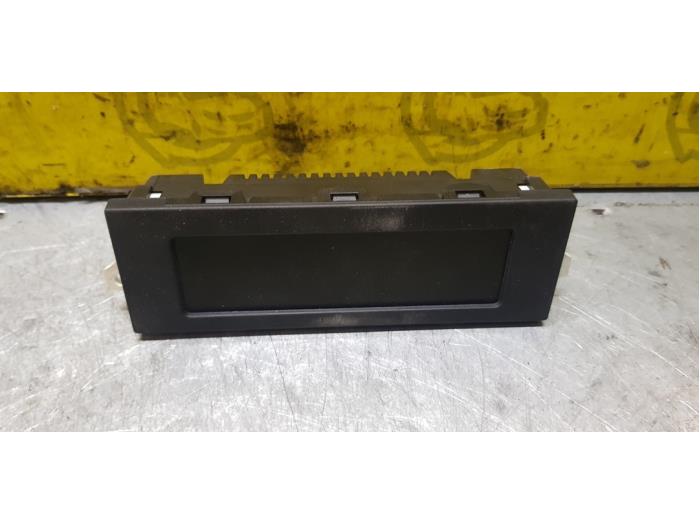 Gebruikte Display Interieur Citroen C3 (FC/FL/FT) 1.4 Bivalent Prijs € 40,00 Margeregeling aangeboden door autodemontage denollen