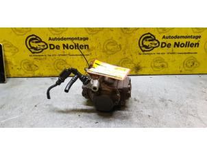 Gebruikte Dieselpomp Citroen DS3 (SA) 1.6 e-HDi Prijs € 150,00 Margeregeling aangeboden door de Nollen autorecycling