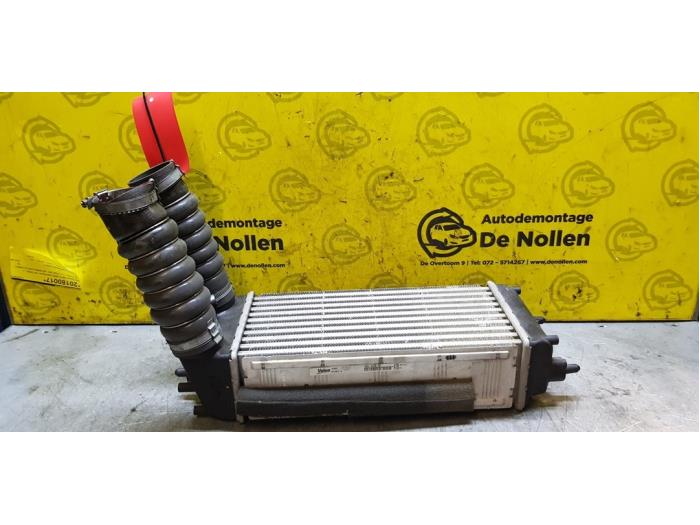Gebruikte Intercooler Ford Fiesta 6 (JA8) 1.6 TDCi 16V 90 Van Prijs € 75,00 Margeregeling aangeboden door autodemontage denollen