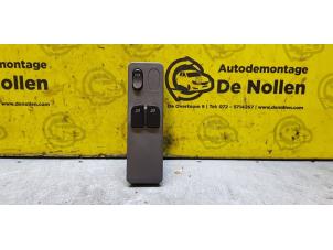 Gebruikte Ruit schakelaar elektrisch Saab 9-3 I (YS3D) 2.0t 16V Ecopower Prijs € 30,00 Margeregeling aangeboden door de Nollen autorecycling