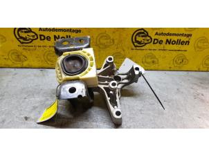 Gebruikte Motorrubber Dacia Sandero II 1.5 dCi 90 Prijs op aanvraag aangeboden door de Nollen autorecycling