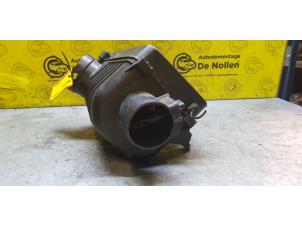 Gebruikte Luchtfilterhuis Mini Mini (R56) 1.6 One D 16V Prijs € 50,00 Margeregeling aangeboden door de Nollen autorecycling