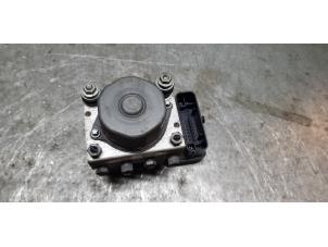 Gebruikte ABS Pomp Lancia Ypsilon (312) 0.9 TwinAir 85 Prijs € 200,00 Margeregeling aangeboden door de Nollen autorecycling