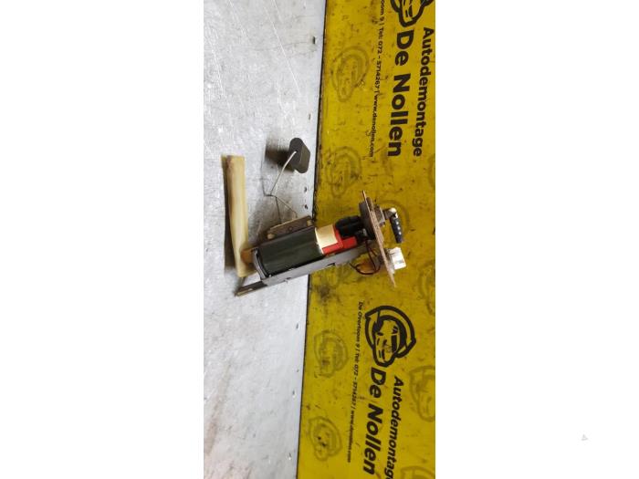 Gebruikte Tank element Pomp Ford Mondeo II Wagon 1.8i 16V Prijs € 40,00 Margeregeling aangeboden door autodemontage denollen