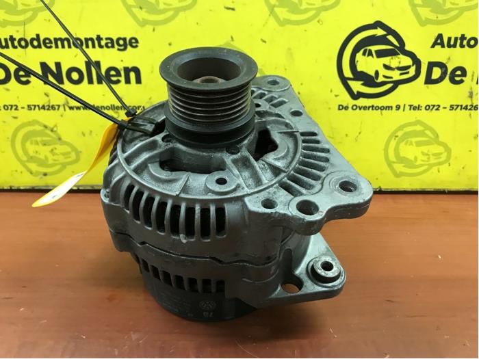 Gebruikte Dynamo Volkswagen Polo III (6N1) 1.4i 60 Prijs € 50,00 Margeregeling aangeboden door autodemontage denollen