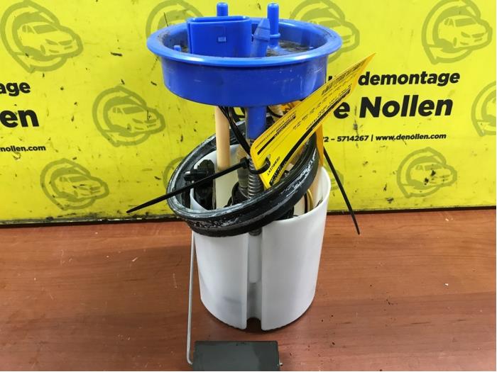 Gebruikte Tank element Pomp Volkswagen Polo V (6R) 1.8 GTI 16V Prijs op aanvraag aangeboden door autodemontage denollen