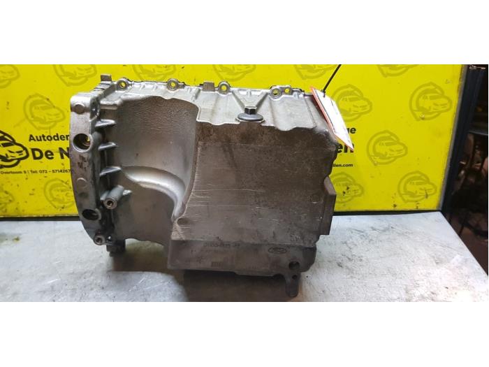 Gebruikte Carterpan Ford Focus 3 1.0 Ti-VCT EcoBoost 12V 100 Prijs € 40,00 Margeregeling aangeboden door autodemontage denollen
