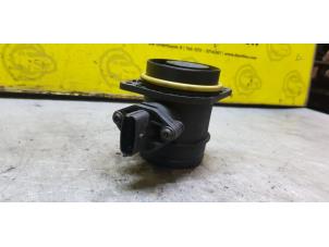 Gebruikte Luchtmassameter Chrysler PT Cruiser 2.2 CRD 16V Prijs € 35,00 Margeregeling aangeboden door de Nollen autorecycling