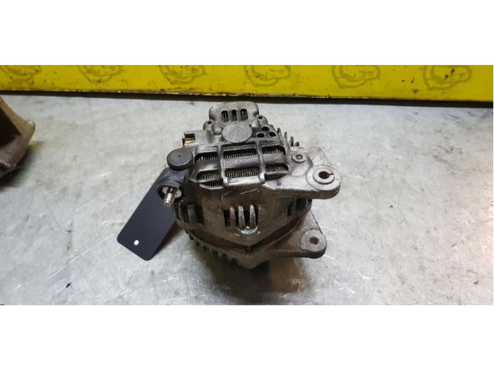 Gebruikte Dynamo Subaru Impreza II (GD) 2.5 WRX 16V Prijs op aanvraag aangeboden door autodemontage denollen
