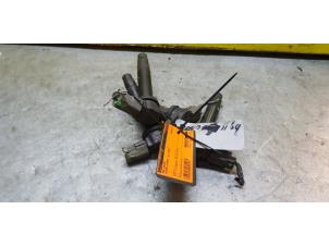 Gebruikte Pen Bobine Nissan Almera (N16) 1.8 16V Prijs € 40,00 Margeregeling aangeboden door de Nollen autorecycling