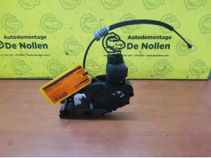 Gebruikte Deurslot Mechaniek 4Deurs links-voor Volvo V50 (MW) 2.0 D 16V Prijs € 50,00 Margeregeling aangeboden door de Nollen autorecycling