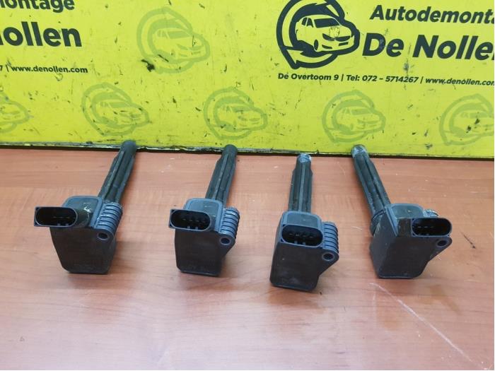 Pen Bobine van een Volkswagen Golf VII Variant (AUVV) 2.0 R 4Motion 16V 2016