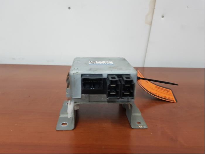 Gebruikte Computer Stuurbekrachtiging Suzuki Swift (ZA/ZC/ZD1/2/3/9) 1.3 DDis 16V Prijs op aanvraag aangeboden door autodemontage denollen