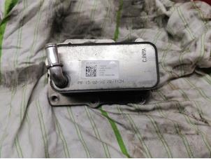 Gebruikte Oliekoeler Landrover Discovery V (LR) 2.0 Td4 16V Prijs € 60,50 Inclusief btw aangeboden door de Nollen autorecycling