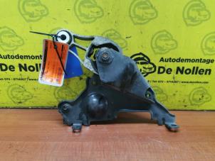 Gebruikte Motorsteun Smart Fortwo Coupé (451.3) 1.0 Micro Hybrid Drive Prijs op aanvraag aangeboden door de Nollen autorecycling