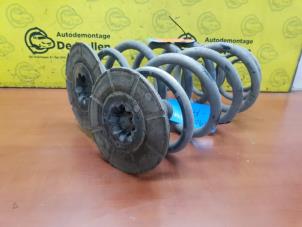 Gebruikte Veer Torsie achter Mercedes Vito (639.7) 2.2 110 CDI 16V Euro 5 Prijs € 75,00 Margeregeling aangeboden door de Nollen autorecycling