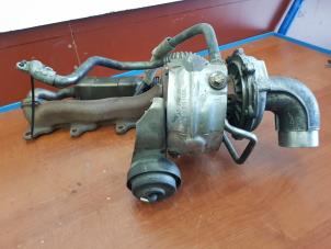 Turbo van een Toyota Corolla Verso (R10/11) 2.2 D-4D 16V 2008