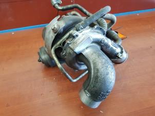 Turbo van een Toyota Corolla Verso (R10/11) 2.2 D-4D 16V 2008