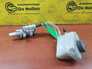 Gebruikte Hoofdremcilinder Opel Corsa D 1.6i OPC 16V Turbo Prijs op aanvraag aangeboden door de Nollen autorecycling