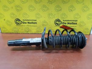 Gebruikte Mac Phersonpoot rechts-voor Peugeot 208 I (CA/CC/CK/CL) 1.2 12V e-THP PureTech 110 Prijs op aanvraag aangeboden door de Nollen autorecycling