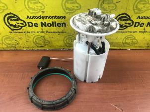 Gebruikte Tank element Pomp Renault Megane III Berline (BZ) 1.6 16V Prijs € 50,00 Margeregeling aangeboden door de Nollen autorecycling