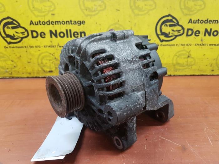 Gebruikte Dynamo BMW 3 serie Compact (E46/5) 318td 16V Prijs op aanvraag aangeboden door autodemontage denollen