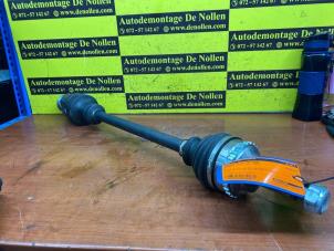 Gebruikte Steekas rechts-voor Renault Clio II (BB/CB) 1.4 Prijs € 30,00 Margeregeling aangeboden door de Nollen autorecycling