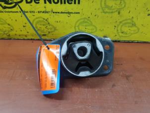 Gebruikte Motorsteun Mitsubishi Colt (Z2/Z3) 1.3 16V Prijs € 35,00 Margeregeling aangeboden door de Nollen autorecycling