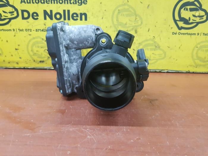 Gebruikte Gasklephuis Mini Mini (F55) 2.0 16V Cooper S Prijs € 83,49 Inclusief btw aangeboden door autodemontage denollen